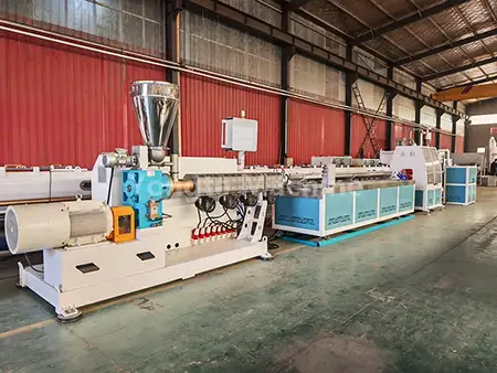 Nola aukeratu PP profila egiteko makina egokia kalitate handiko plastikozko estrusiorako