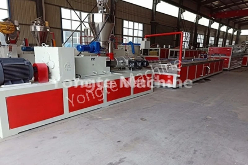 Txinako eraginkortasun handiko WPC horma-panel makina
