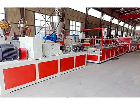 PVC hormako panelen ekoizpen-lerroa