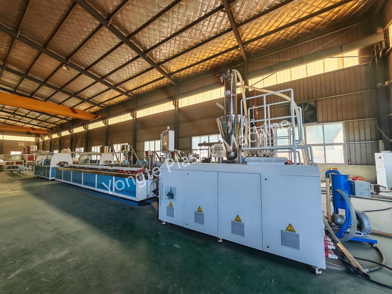 WPC estrusio-lerroa